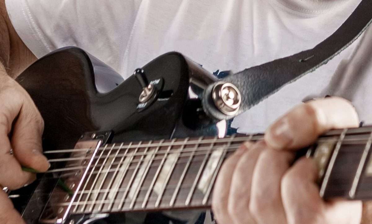 Guitar Finger Independence Exercises from Pumping Nylon